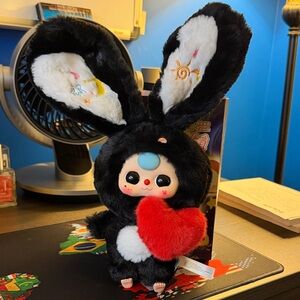 Baby three Lilly Rabbit Town Cute Black Plush Bunny with Heart